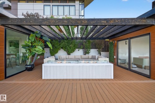 13758 Valleyview Drive, Edmonton, AB - Outdoor With Deck Patio Veranda With Exterior