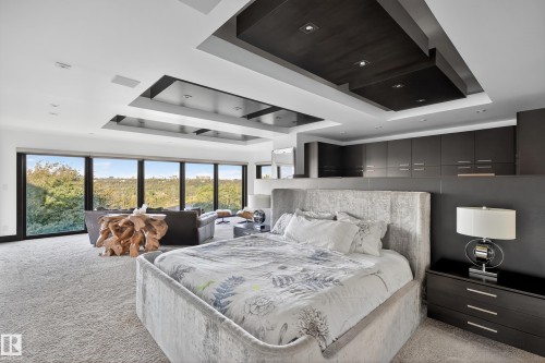 13758 Valleyview Drive, Edmonton, AB - Indoor Photo Showing Bedroom