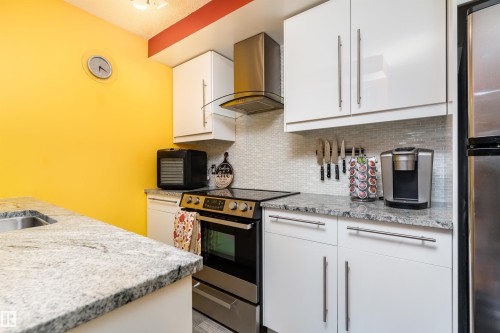 604 9028 Jasper Avenue, Edmonton, AB - Indoor Photo Showing Kitchen With Stainless Steel Kitchen