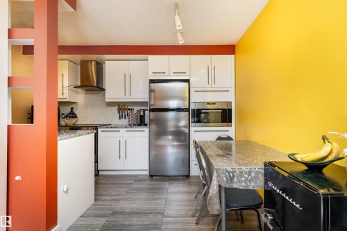604 9028 Jasper Avenue, Edmonton, AB - Indoor Photo Showing Kitchen With Stainless Steel Kitchen