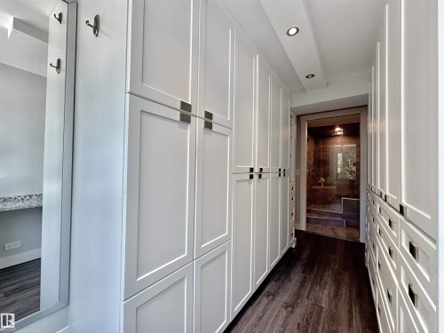 201 10010 119 Street Nw, Edmonton, AB - Indoor Photo Showing Other Room