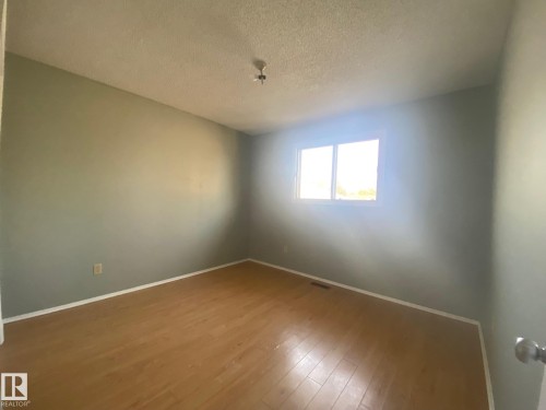 5424 55 Avenue, Wetaskiwin, AB - Indoor Photo Showing Other Room