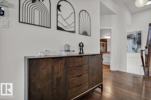 1404 Latta Court, Edmonton, AB - Indoor