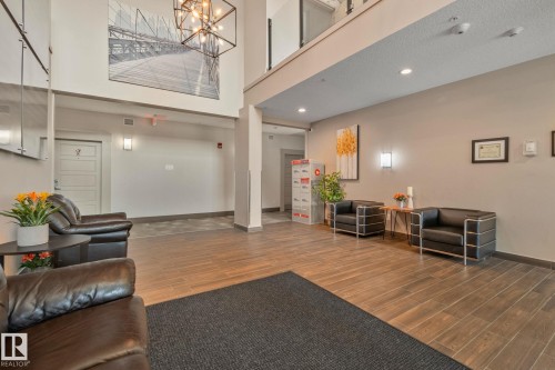 404 1144 Adamson Drive, Edmonton, AB - Indoor Photo Showing Other Room