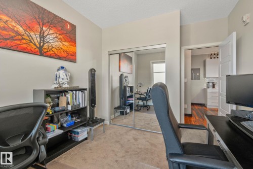 404 1144 Adamson Drive, Edmonton, AB - Indoor Photo Showing Office