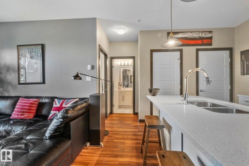 404 1144 Adamson Drive, Edmonton, AB - Indoor Photo Showing Kitchen With Double Sink