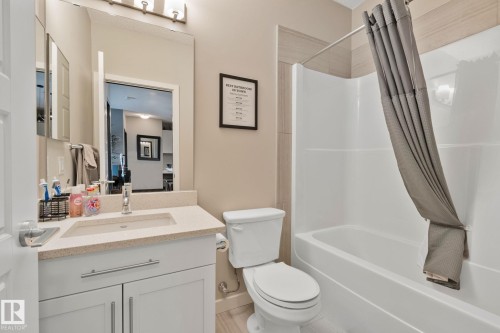 404 1144 Adamson Drive, Edmonton, AB - Indoor Photo Showing Bathroom