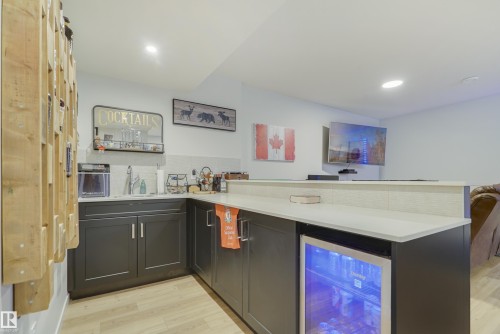 1138 Cy Becker Road, Edmonton, AB - Indoor Photo Showing Other Room