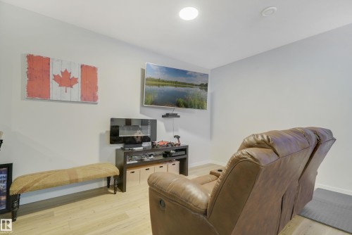 1138 Cy Becker Road, Edmonton, AB - Indoor