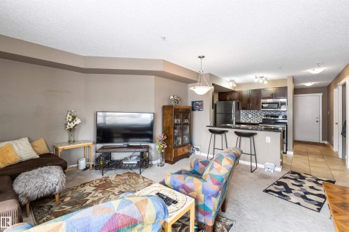 104 25 Element Dr, St. Albert, AB - Indoor Photo Showing Living Room