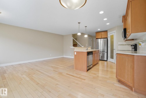 11611 17 Avenue, Edmonton, AB - Indoor Photo Showing Kitchen