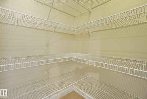11611 17 Avenue, Edmonton, AB - Indoor With Storage