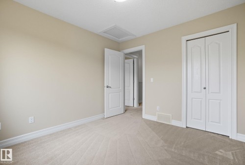 11611 17 Avenue, Edmonton, AB - Indoor