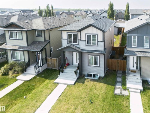 17704 59 Street Nw, Edmonton, AB - Outdoor With Facade