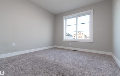 17704 59 Street Nw, Edmonton, AB - Indoor Photo Showing Other Room
