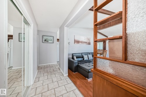 8311 150 Avenue, Edmonton, AB - Indoor Photo Showing Other Room