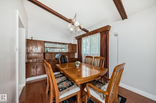 8311 150 Avenue, Edmonton, AB - Indoor Photo Showing Dining Room