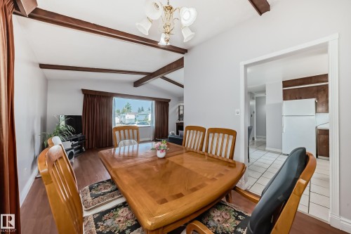 8311 150 Avenue, Edmonton, AB - Indoor Photo Showing Dining Room