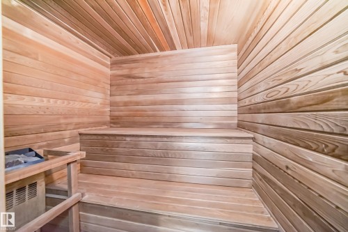 8311 150 Avenue, Edmonton, AB - Indoor Photo Showing Other Room