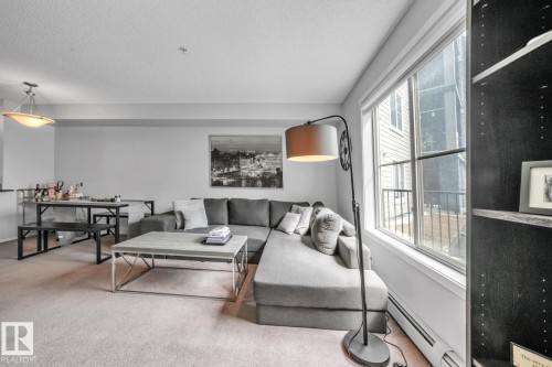 124 3315 James Mowatt Trail, Edmonton, AB - Indoor
