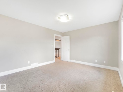 2421 Ashcraft Crescent, Edmonton, AB - Indoor Photo Showing Other Room