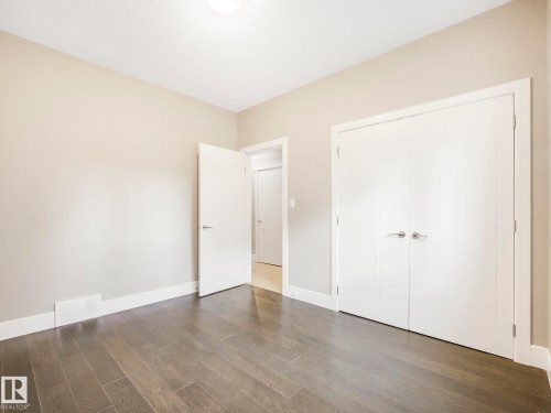 2421 Ashcraft Crescent, Edmonton, AB - Indoor Photo Showing Other Room