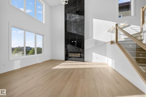 472 Roberts Crescent, Leduc, AB - Indoor Photo Showing Other Room