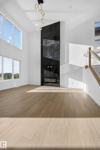 472 Roberts Crescent, Leduc, AB - Indoor Photo Showing Other Room