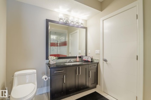 576 Fountain Creek Lane, Rural Strathcona County, AB - Indoor Photo Showing Bathroom