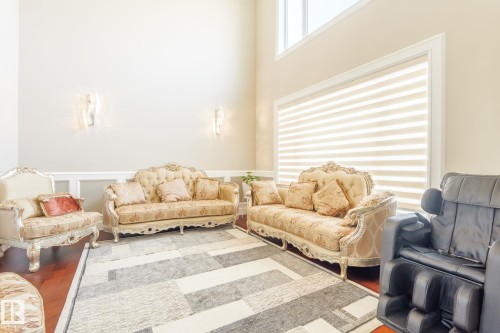 576 Fountain Creek Lane, Rural Strathcona County, AB - Indoor Photo Showing Living Room