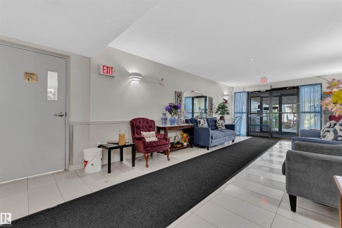 306 18020 95 Avenue, Edmonton, AB - Indoor