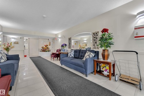 306 18020 95 Avenue, Edmonton, AB - Indoor