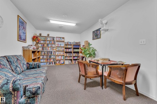 306 18020 95 Avenue, Edmonton, AB - Indoor