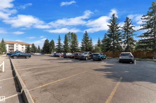 306 18020 95 Avenue, Edmonton, AB - Outdoor