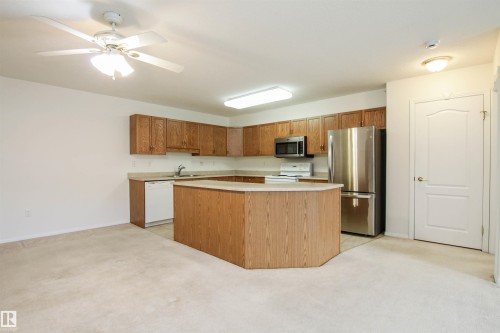 402 8912 156 Street, Edmonton, AB - Indoor Photo Showing Kitchen