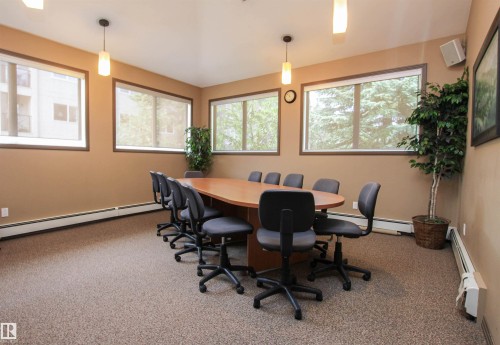 402 8912 156 Street, Edmonton, AB - Indoor Photo Showing Office