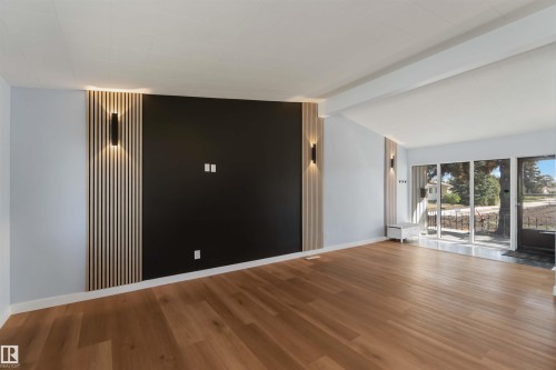 6808 95 Avenue, Edmonton, AB - Indoor