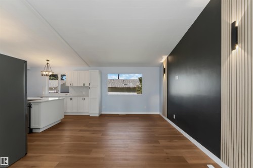 6808 95 Avenue, Edmonton, AB - Indoor Photo Showing Kitchen