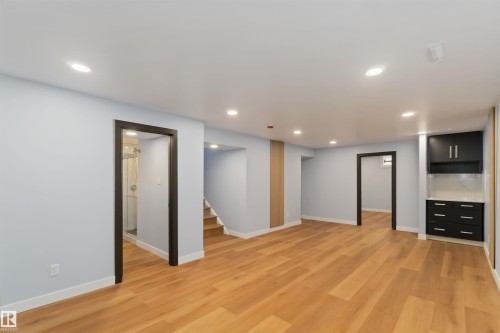 6808 95 Avenue, Edmonton, AB - Indoor