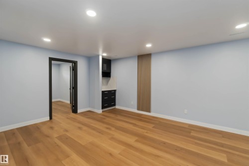 6808 95 Avenue, Edmonton, AB - Indoor