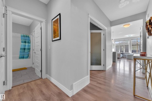 6508 Elston Loop, Edmonton, AB - Indoor Photo Showing Other Room