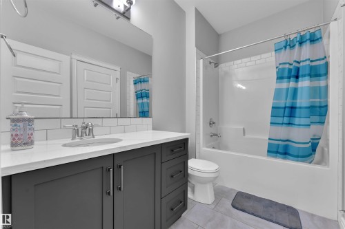 6508 Elston Loop, Edmonton, AB - Indoor Photo Showing Bathroom