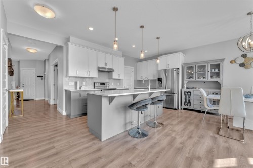 6508 Elston Loop, Edmonton, AB - Indoor Photo Showing Kitchen With Upgraded Kitchen