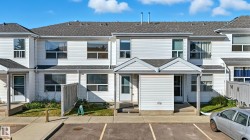 55 603 YOUVILLE Drive E  Edmonton, AB T6L 6V8