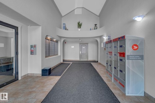 212 12550 140 Avenue, Edmonton, AB - Indoor Photo Showing Other Room