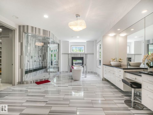 26 51222 Rge Road 260, Rural Parkland County, AB - Indoor Photo Showing Kitchen With Upgraded Kitchen