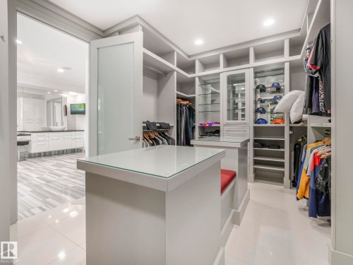 26 51222 Rge Road 260, Rural Parkland County, AB - Indoor With Storage