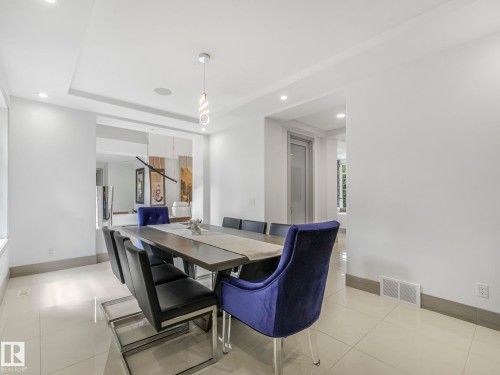 26 51222 Rge Road 260, Rural Parkland County, AB - Indoor Photo Showing Dining Room