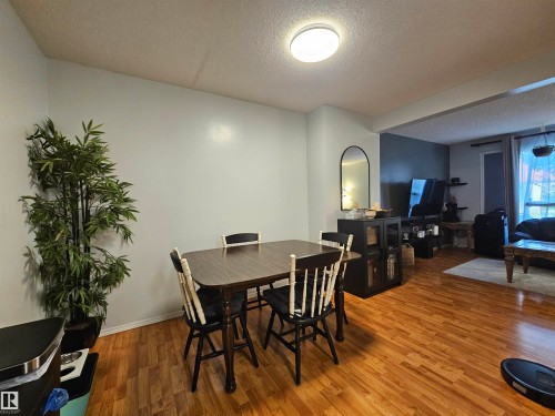 18277 84 Avenue, Edmonton, AB - Indoor Photo Showing Dining Room