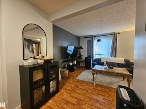 18277 84 Avenue, Edmonton, AB - Indoor